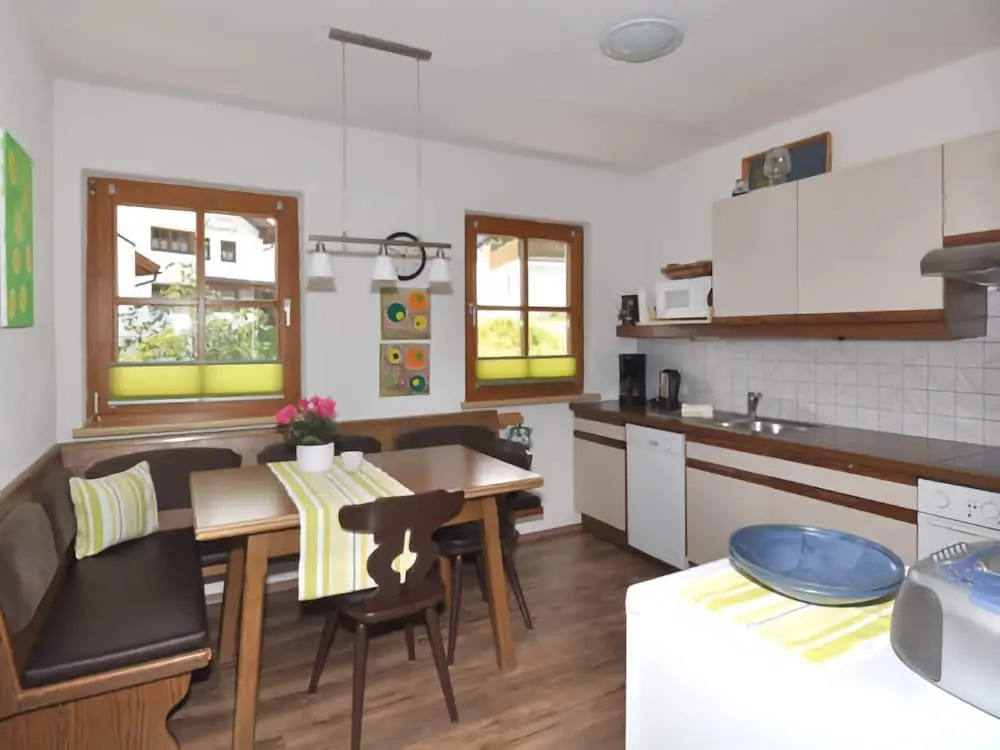 Apartment With Panoramic Views in Fiss