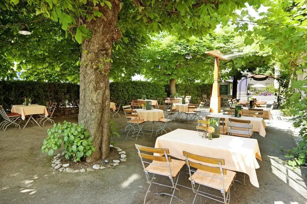 Hotel Hirsch