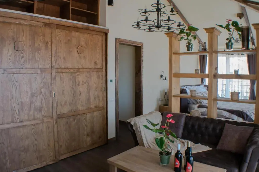 V&V residence