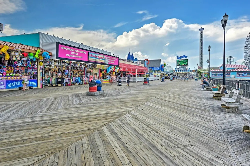 Seaside Heights Cottage < 1 Mile to Beaches!