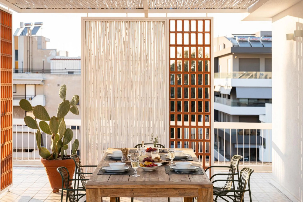 Sea View Beach Penthouse – Athens Coast