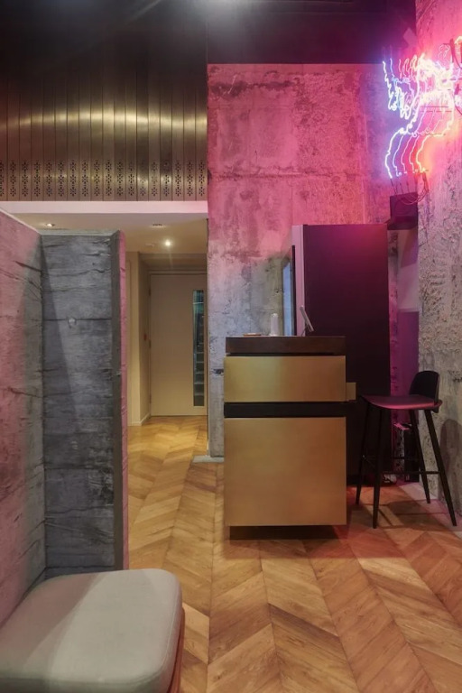 Up-otel
