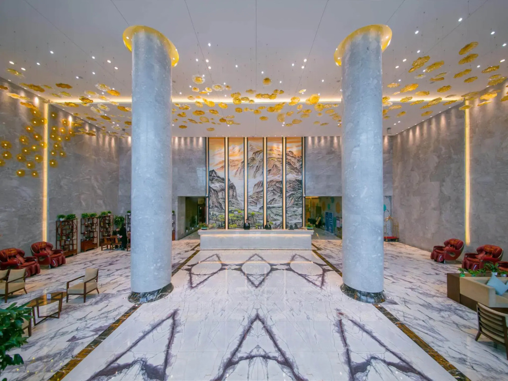 Vienna International Hotel (Wuhan Workers' Culture Palace Jiyuqiao Metro Station)