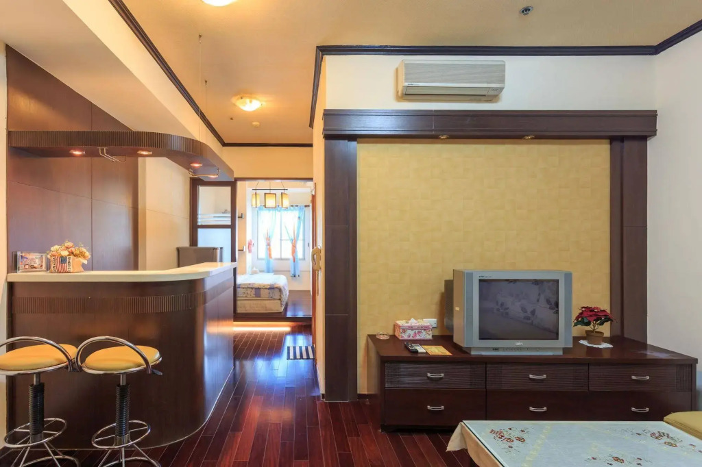 Happyhouse Service Apartment