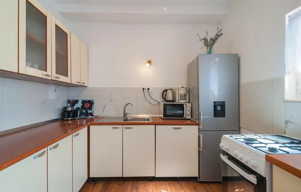 Awesome Apartment in Kastel Sucurac With Wifi and 4 Bedrooms
