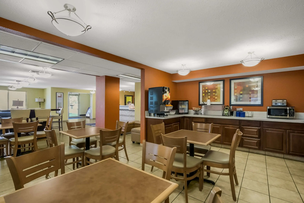 Americas Best Value Sandman Inn