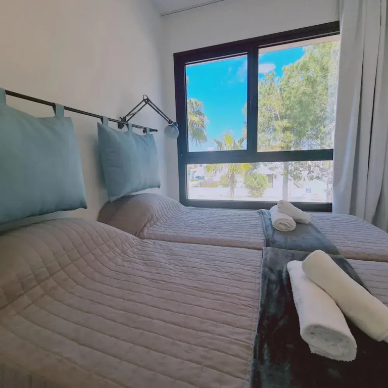 Stay Sunshine Aura in Protaras