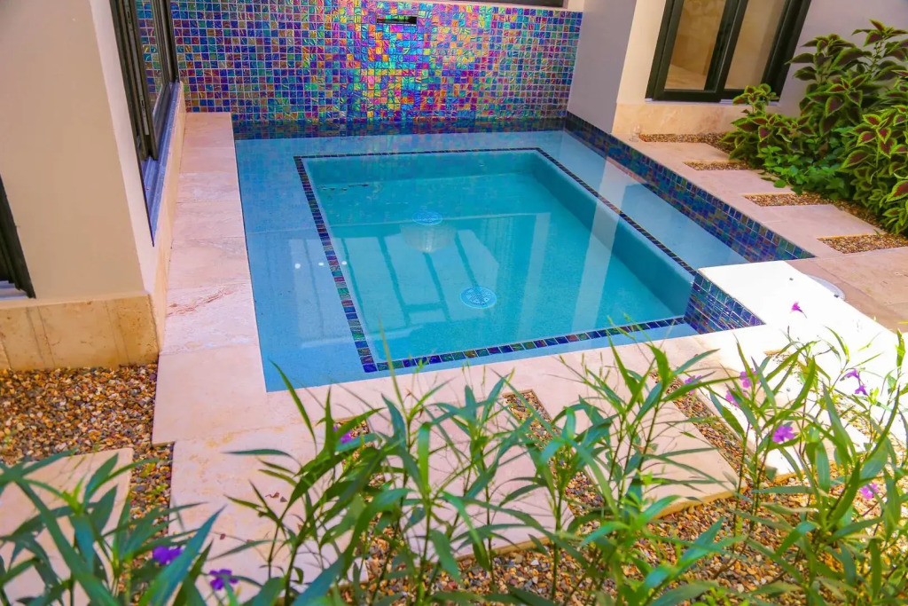 Almond Beach Resort at Jaguar Reef
