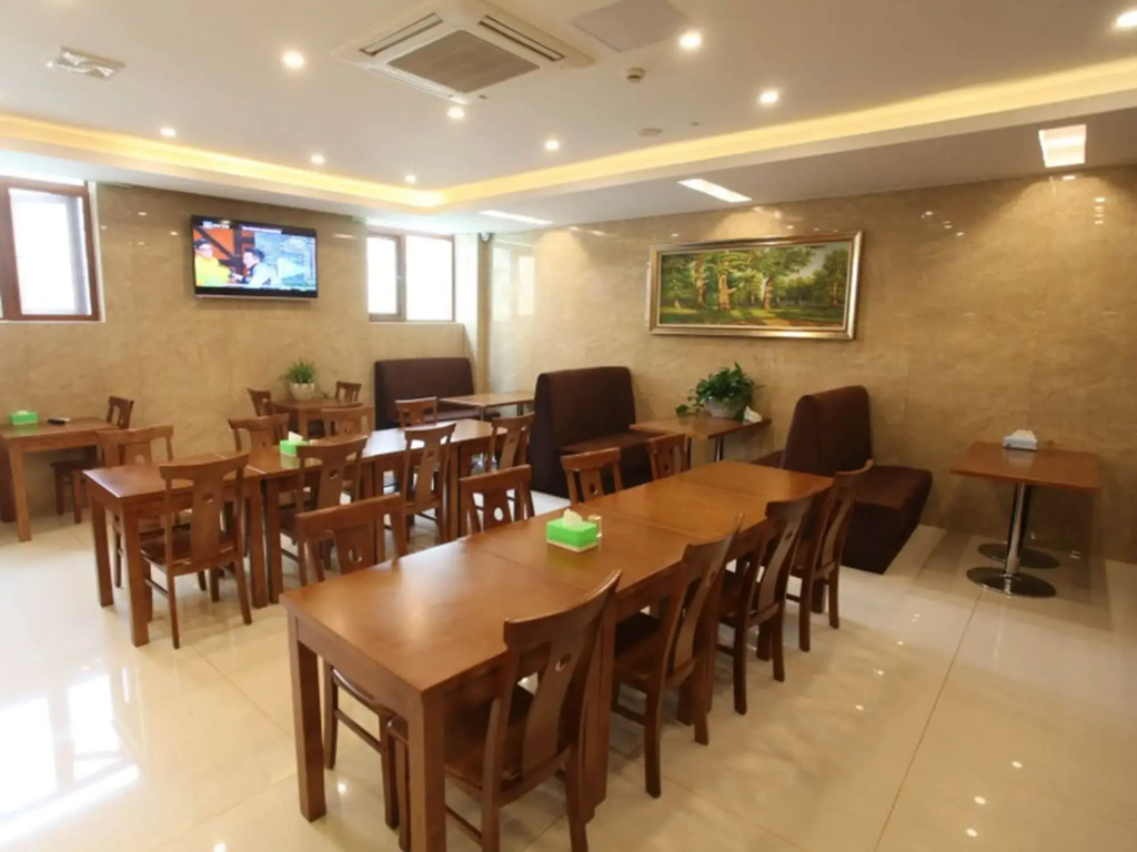 Vatica ZaoZhuang TengZhou Railway Station Hotel