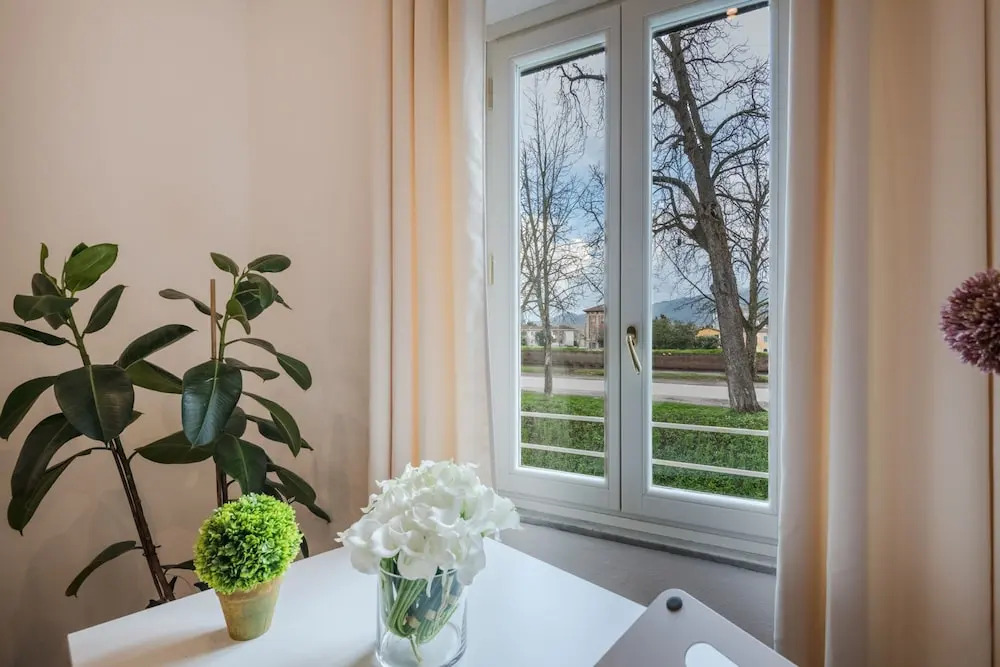 Casa Daria in Lucca With 4 Bedrooms and 3 Bathrooms