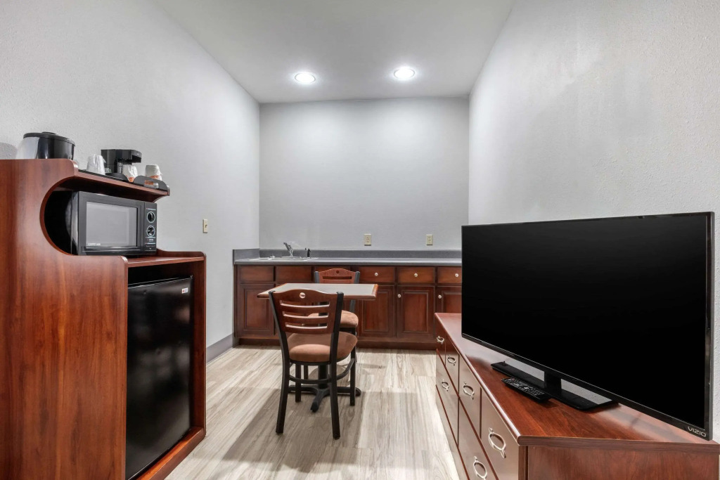 Quality Inn & Suites Demopolis