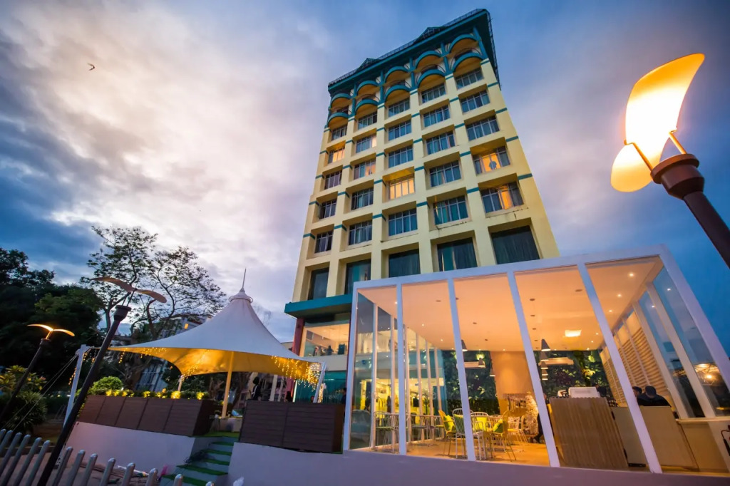 Mega View Hotel