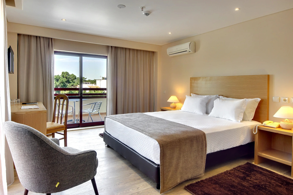 Hotel Alba