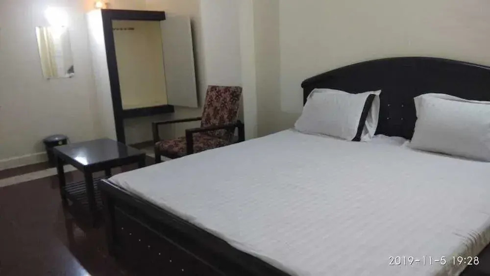 iROOMZ Hotel Sundar