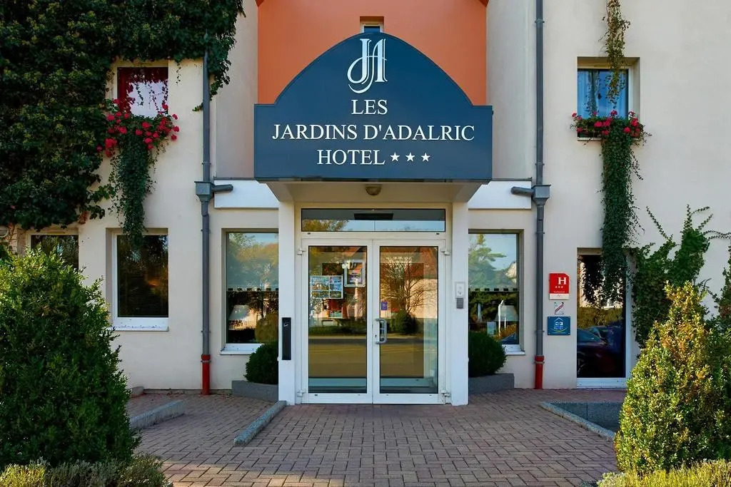 Hôtel Les Jardins DAdalric