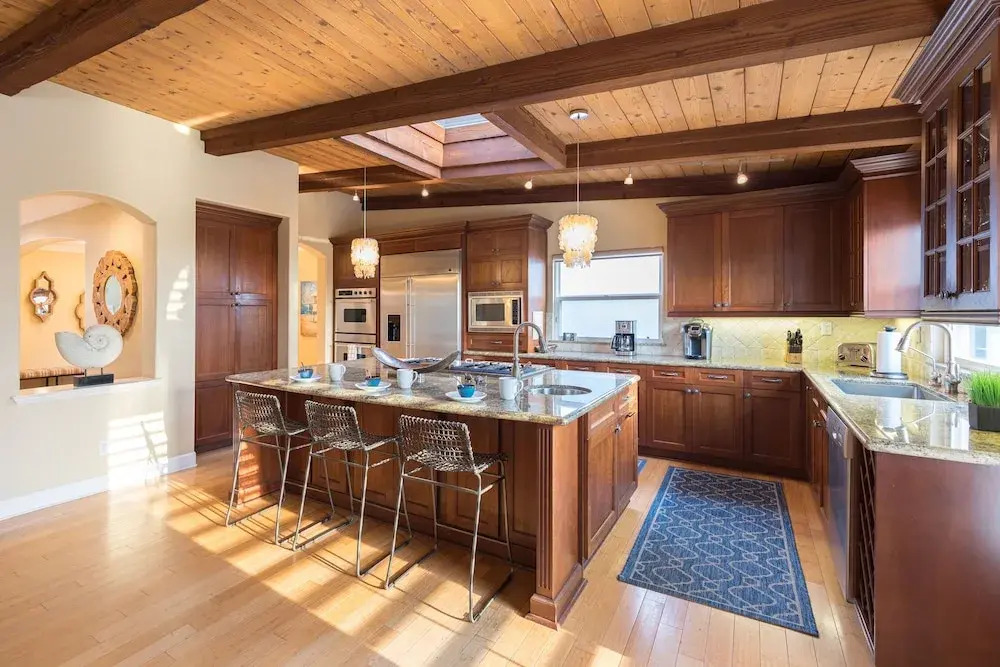 331ngran 4 Bedroom Home