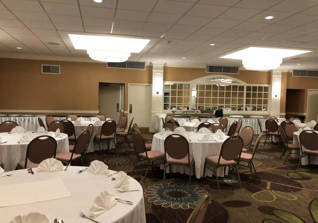 Iris Hotel Cape Cod