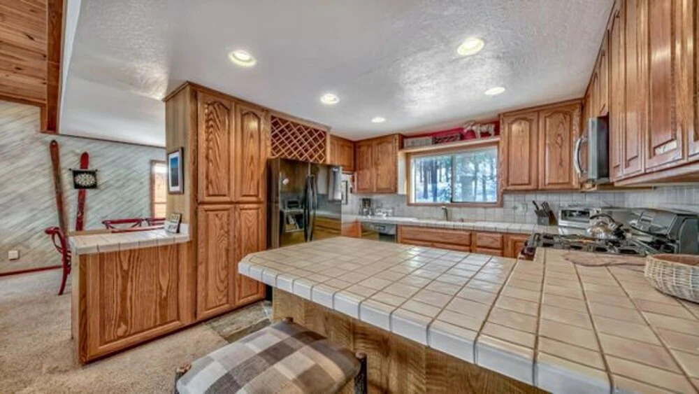 Your Roomy Northstar Retreat Awaits by RedAwning