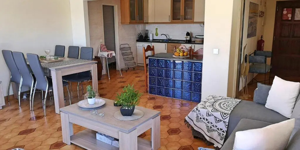 Penthouse T3 com Terraço e BBQ