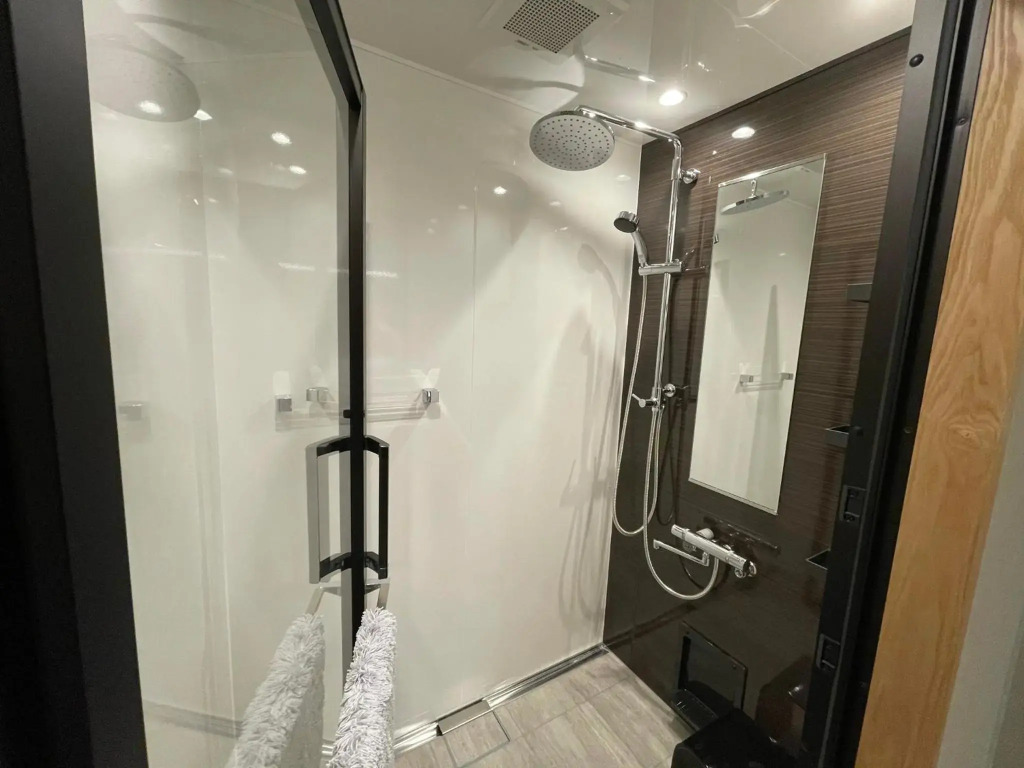 Hotel Kazurabashi