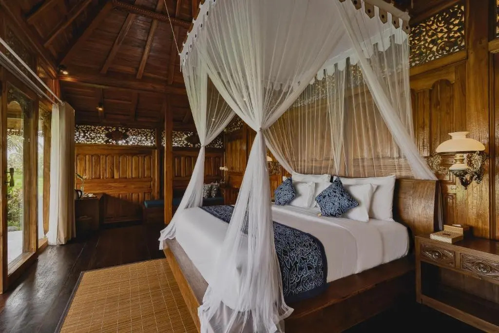 Airsania Ubud Antique Villas