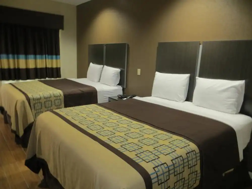 Scottish Inns and Suites Hwy 146 #A Baytown, TX