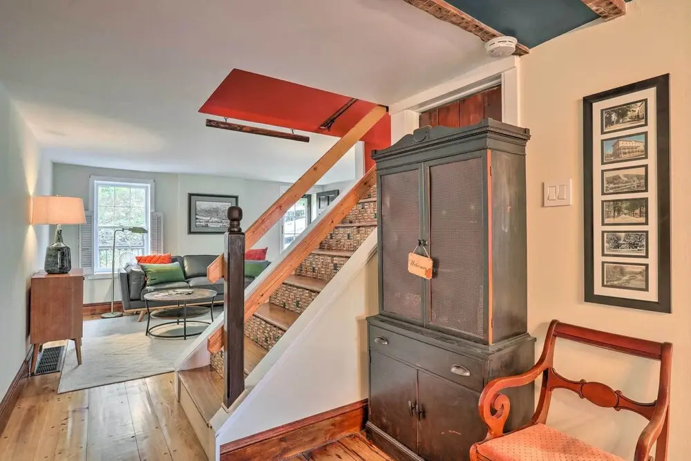 Historic Home in Lambertville: Walk to Bridge