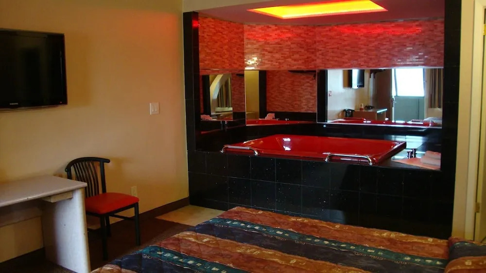 Oasis Motel in Brooklyn
