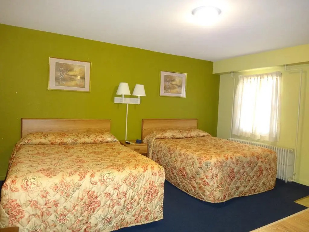 Pine Ridge Motel
