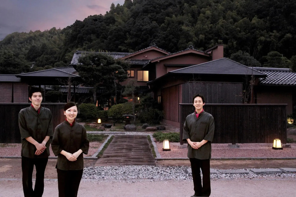 Yuraku