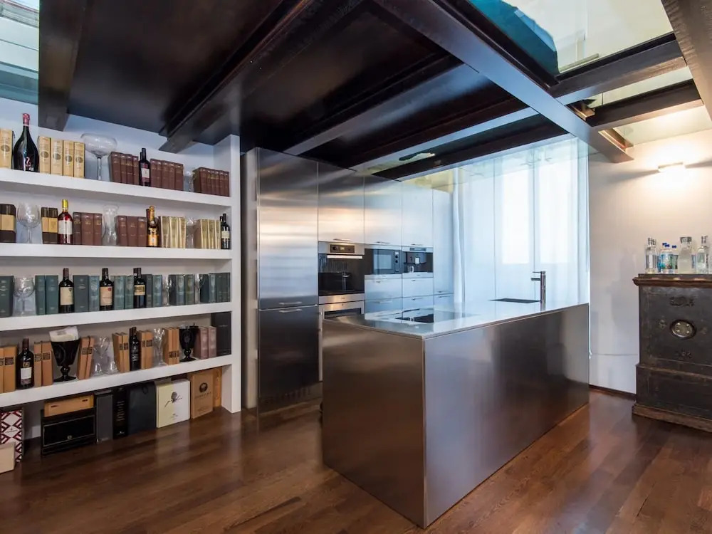 Rsh Pantheon Luxury Hi Tech Apartment