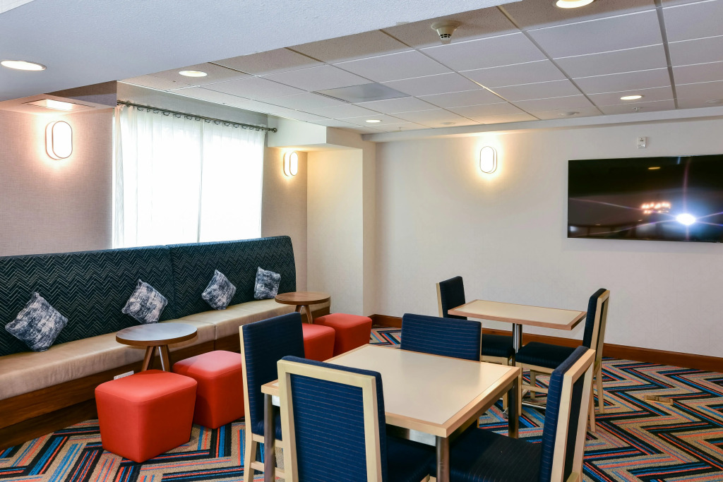 Hampton Inn & Suites Pittsburg