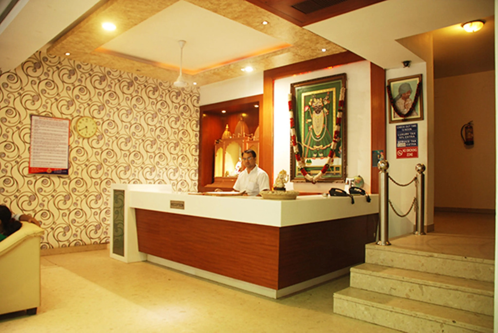Hotel Baba Deluxe near New Delhi Railway Station and City Center -By RCG Hotels