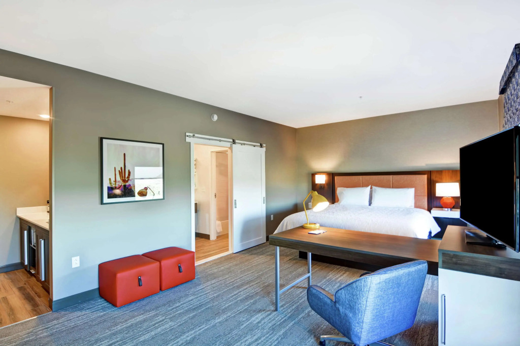 Hampton Inn & Suites Tucson East