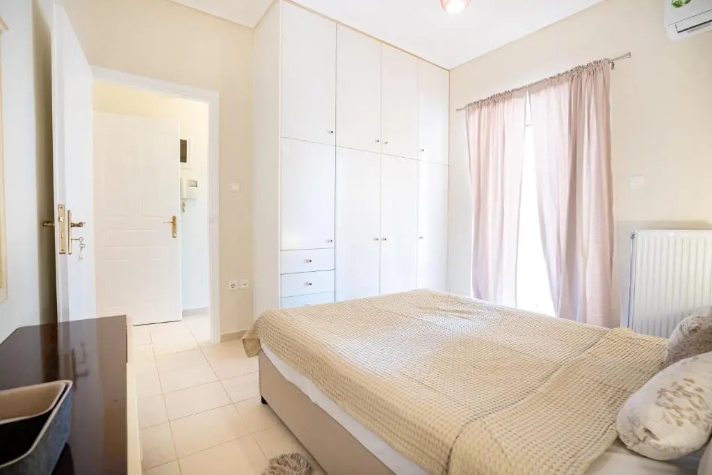 Koropi 3 bedroom Apartment 4 pers