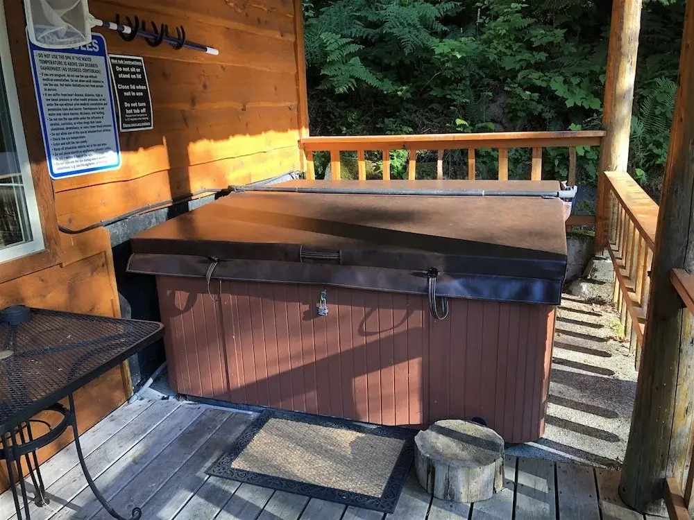 Bear Hideaway