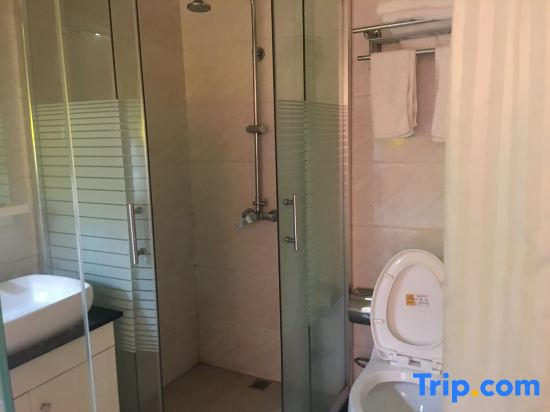 Ningbo 365 Days Hotel