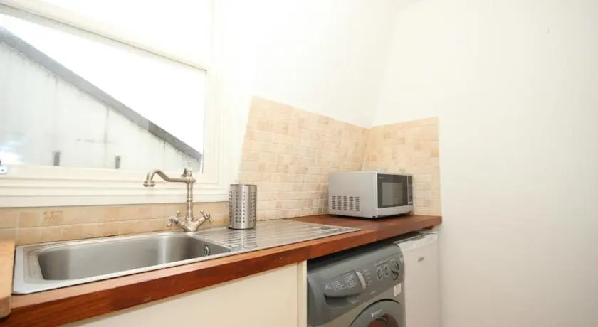 FG Property - Notting Hill, Westbourne Park Road, Flat 188