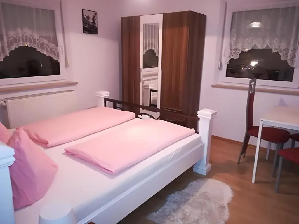 Isas Apartment