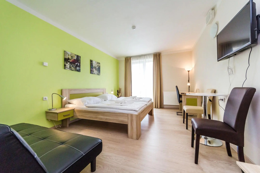 Nad Královnou Hotel & Restaurant