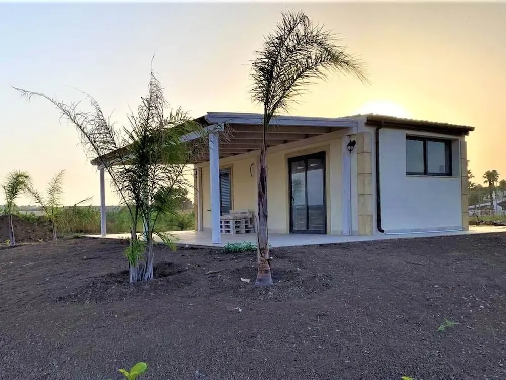 Belvilla by OYO Homely Villa in Noto With Terrace