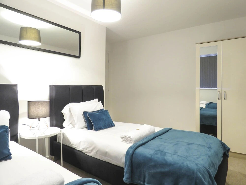 Tudors - Five Ways Apartments