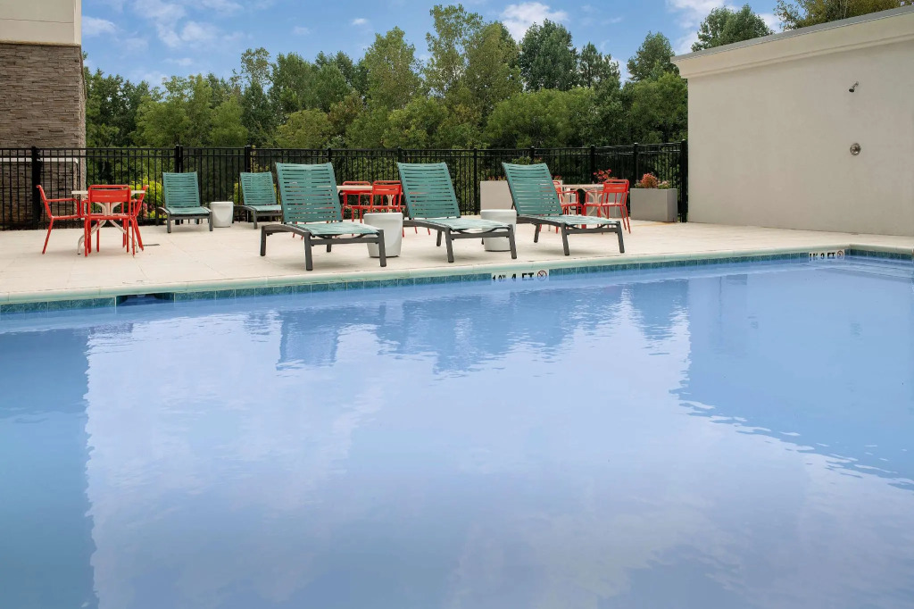 Tru By Hilton Charlotte Airport Lake Pointe