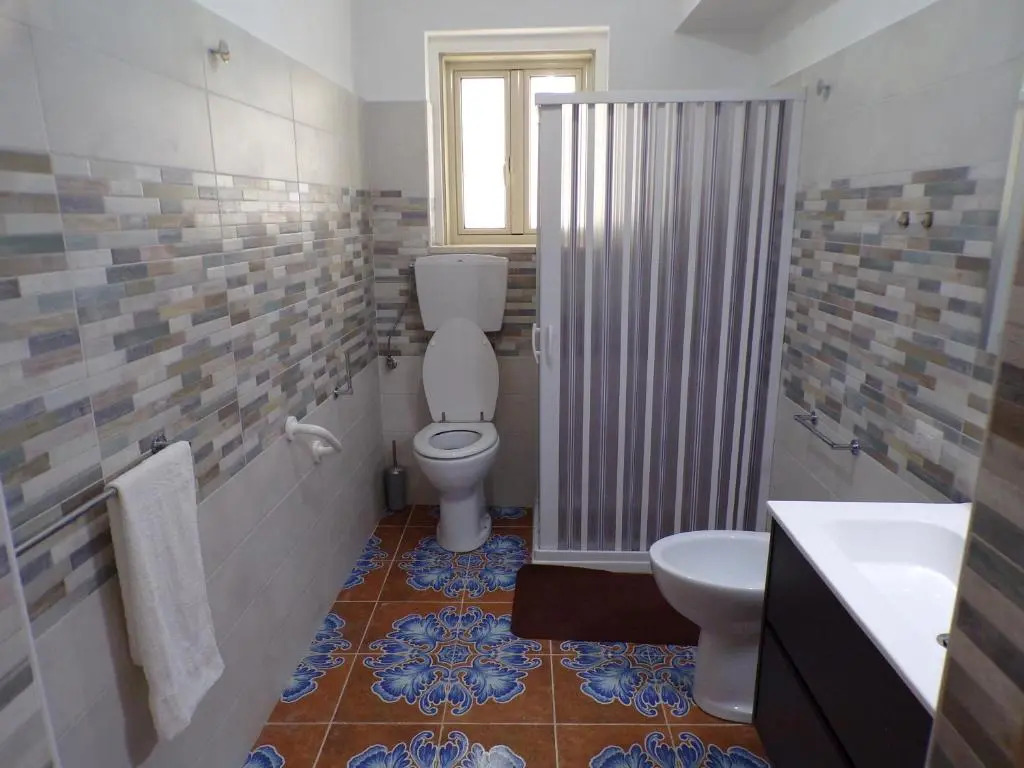 NUOVA AURORA Rent Rooms