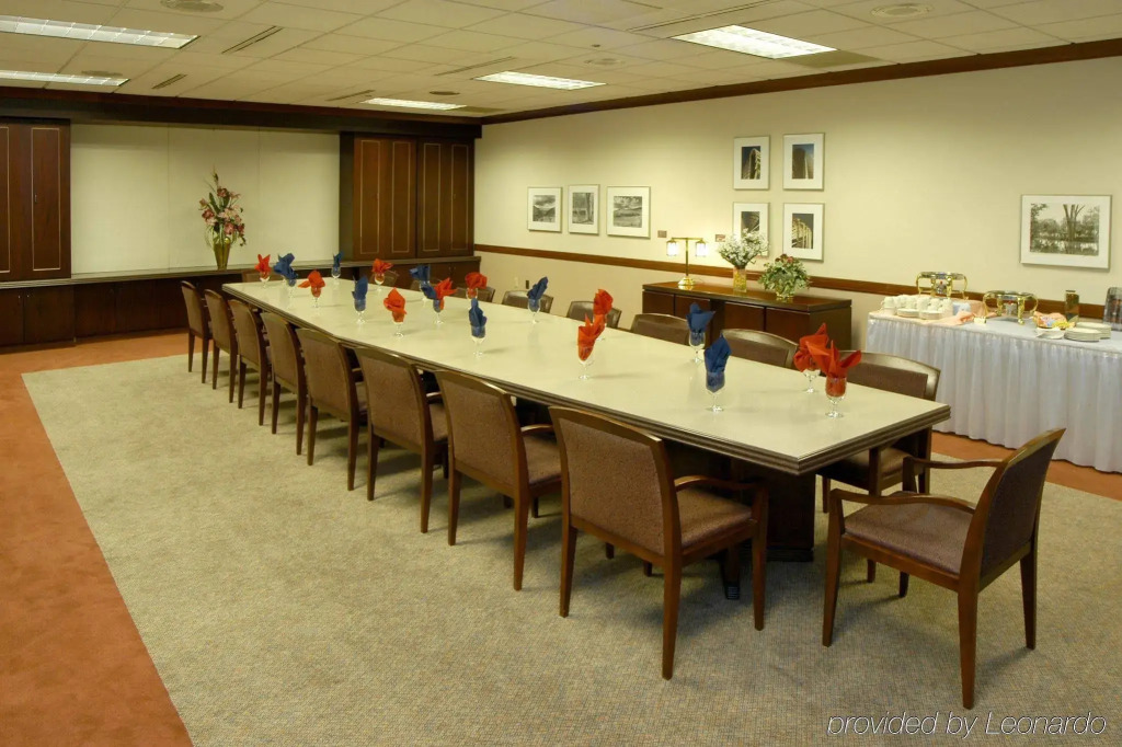Holiday Inn Express Charleston-Civic Center by IHG