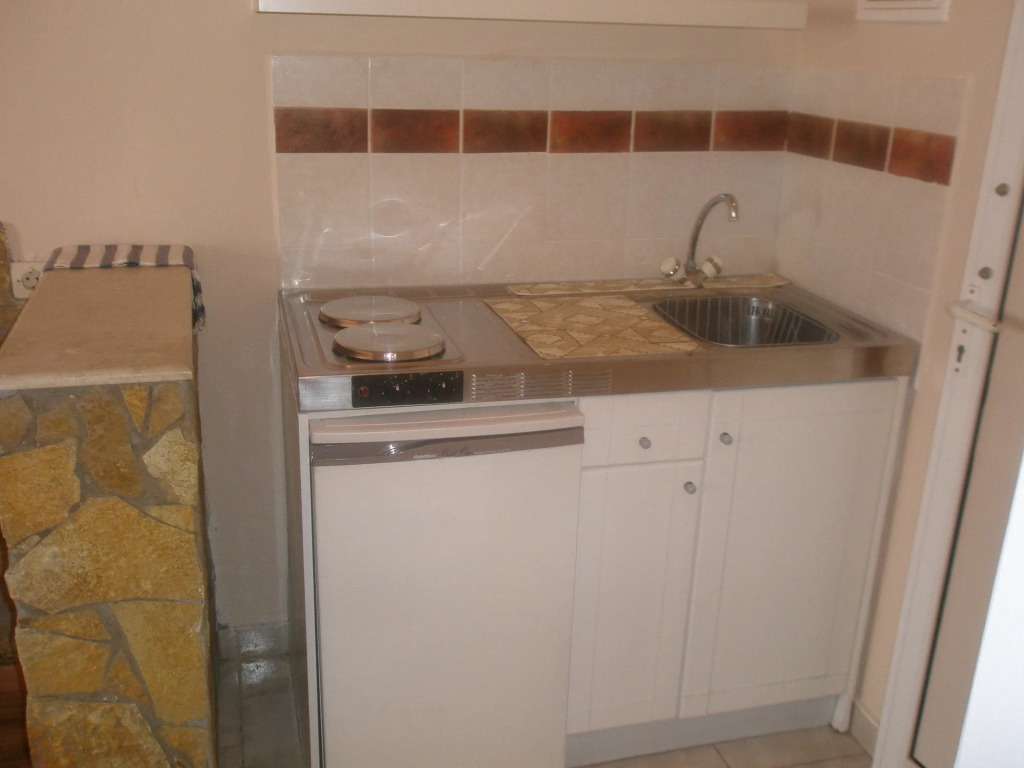 Oceanis Rooms Apartments