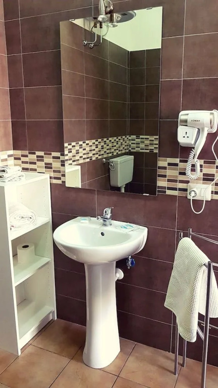 Tortora Room in Garibaldi Square