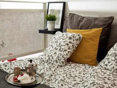 King Street Design Apartment for 12