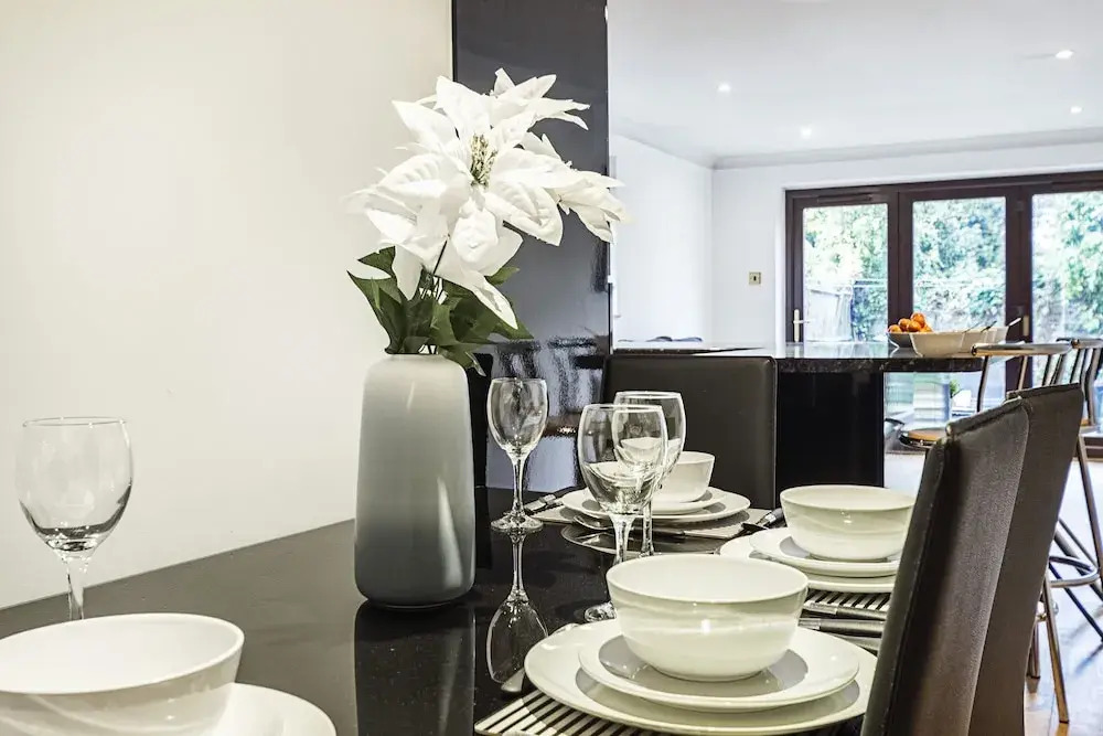 Homes On Tap - East Dulwich Great Central Location