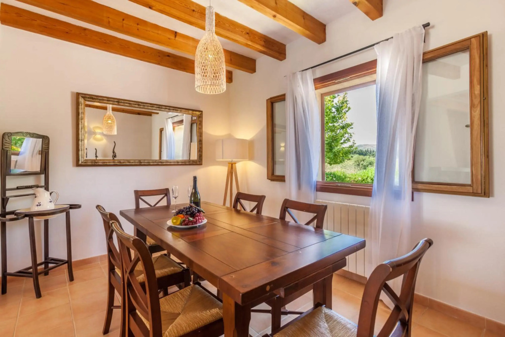 Villa Guillona by Sealand Villas